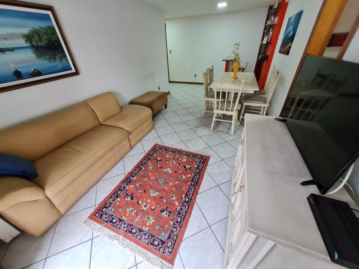 Apt Encantador Centro Guarapari, Completo, 50 M Da Praia Exterior photo